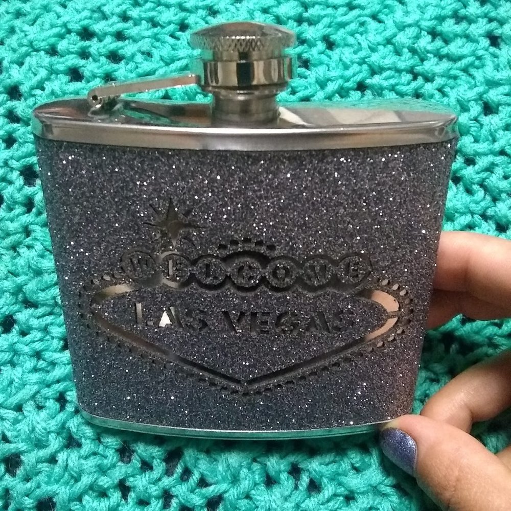 Welcome Las Vegas Glitter Stainless 5oz Flask